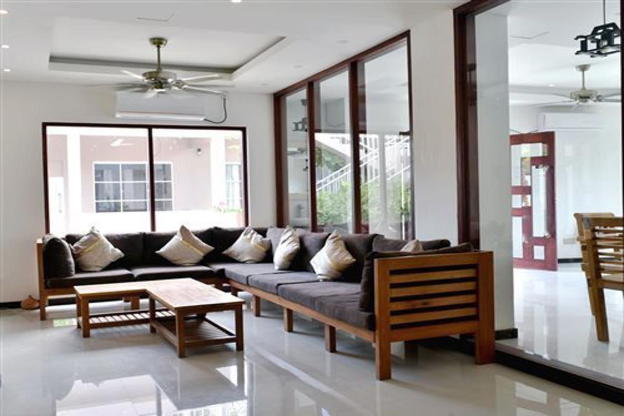Grand Beach Dhigurah Dhigurah  Exteriör bild